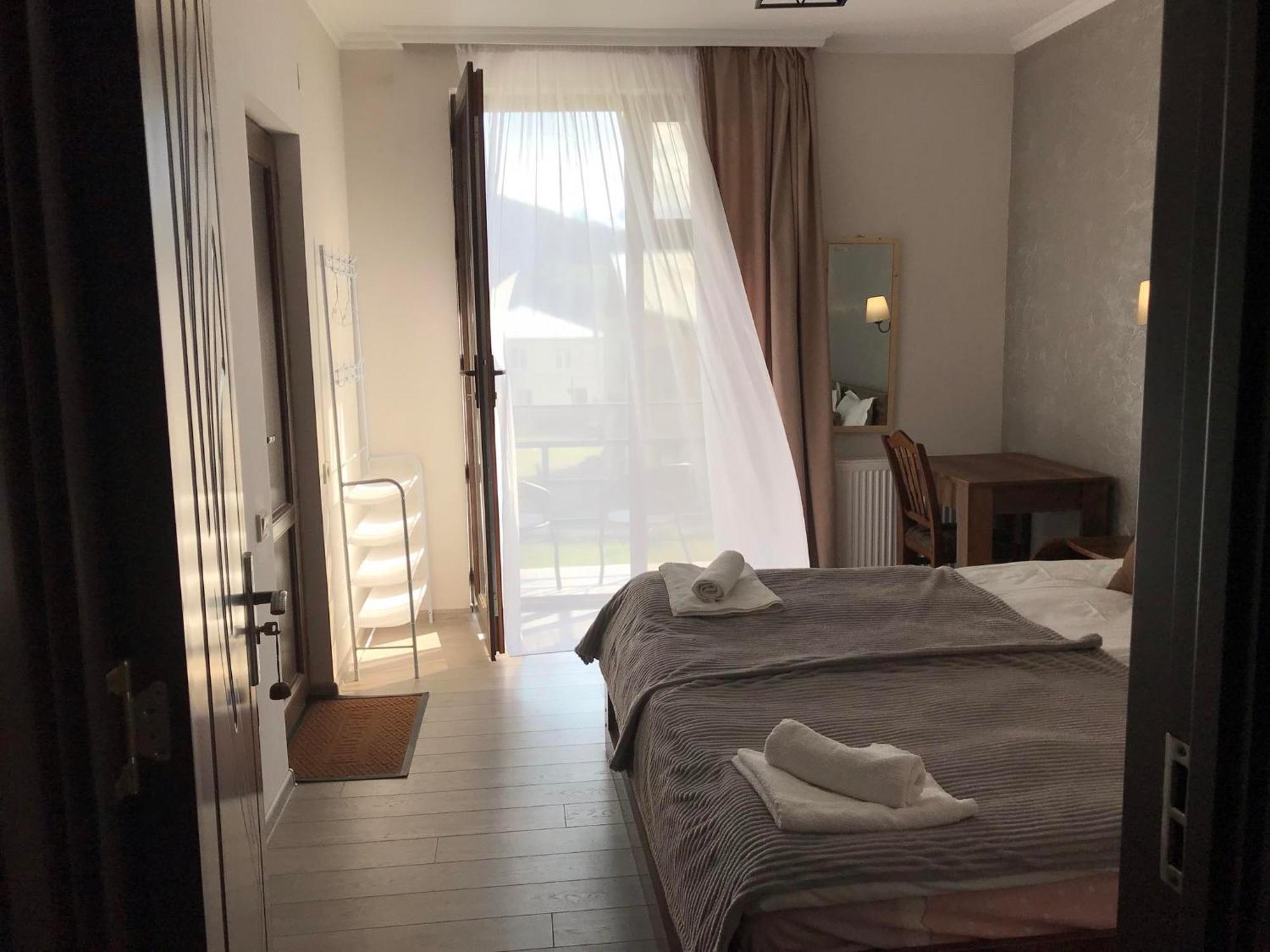 Hotel Ninama Mestia Zimmer foto