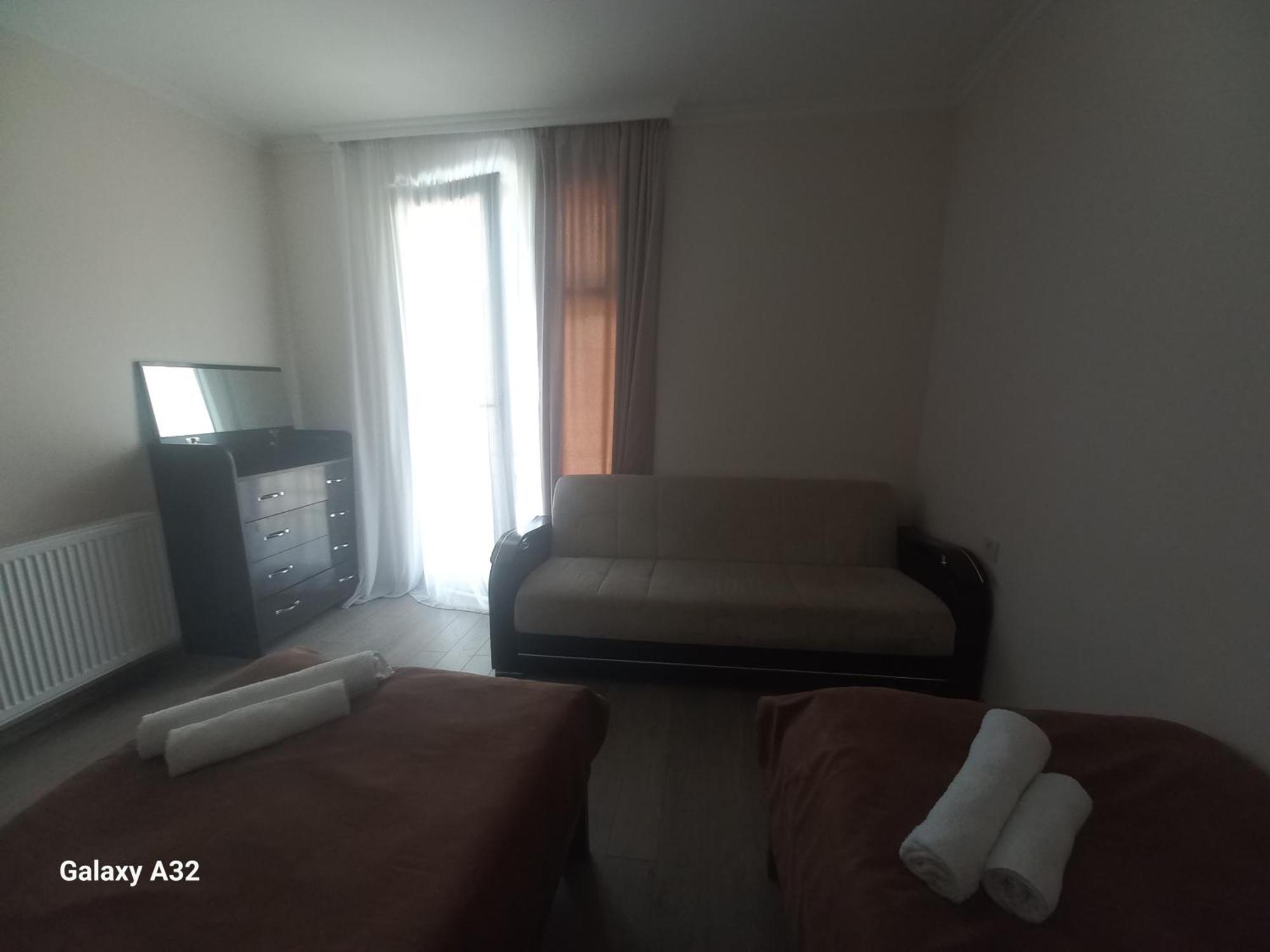 Hotel Ninama Mestia Zimmer foto