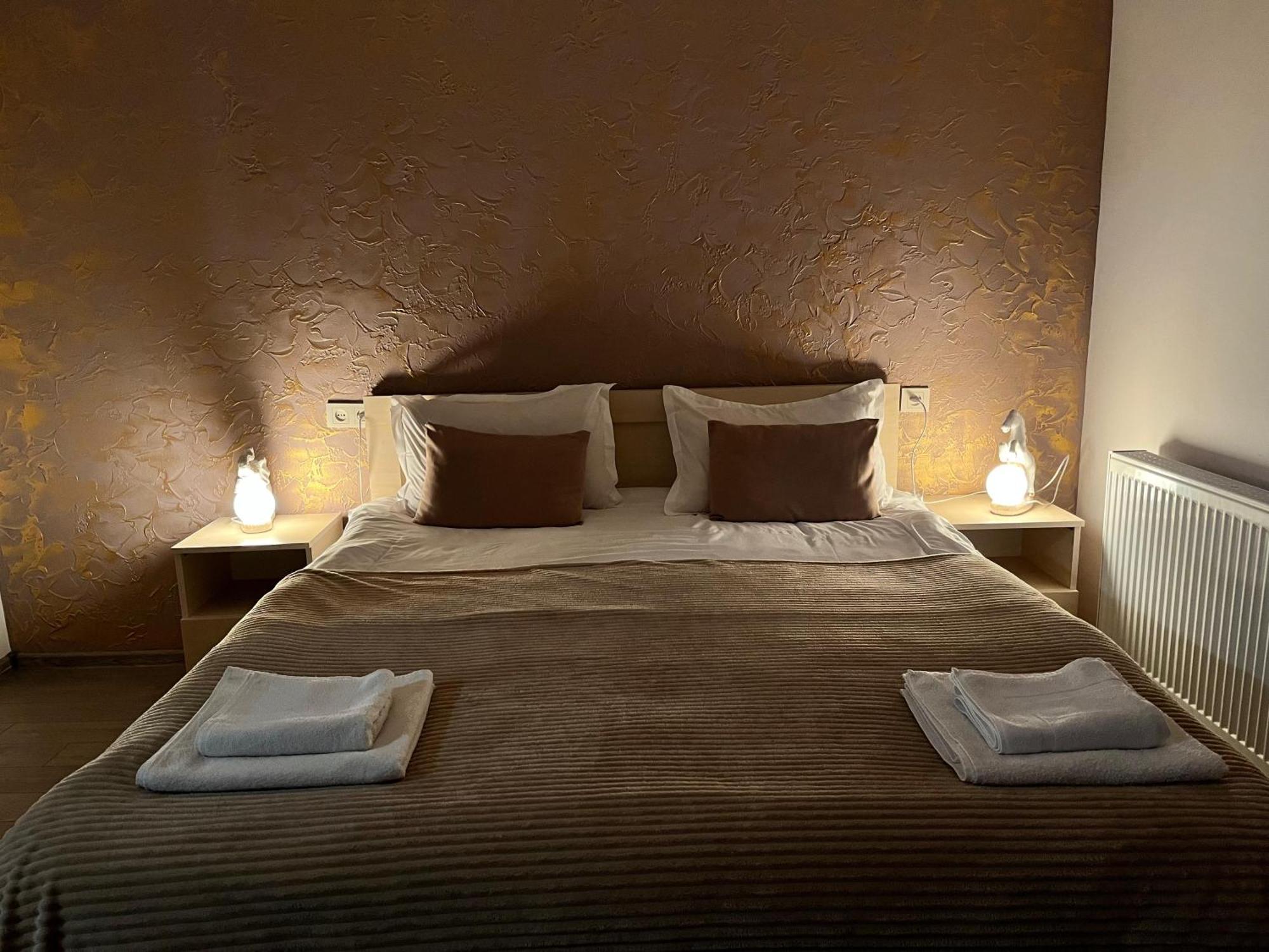 Hotel Ninama Mestia Zimmer foto